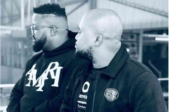 25 Knight SA & Coco SA – Goat 2