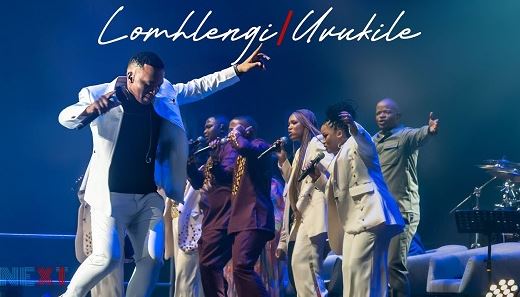 32 Spirit Of Praise 11 – Lomhlengi / Uvukile Ft. Dumi Mkokstad